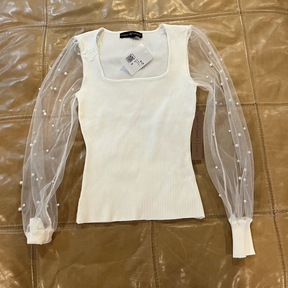 FOREVER 21 pearl detail long sleeve